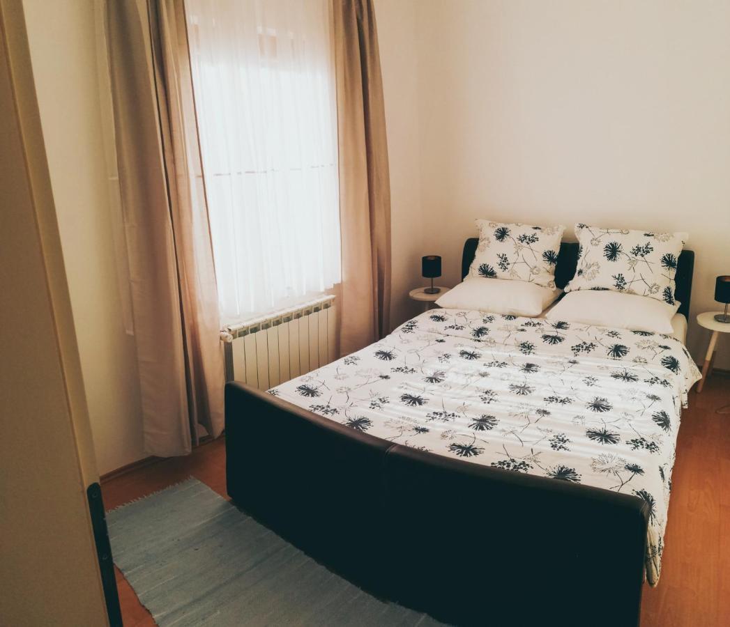 Апартаменты Duplex House Биелина Экстерьер фото